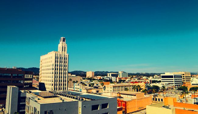 Santa Monica has strict Airbnb laws, but few hosts follow them: report